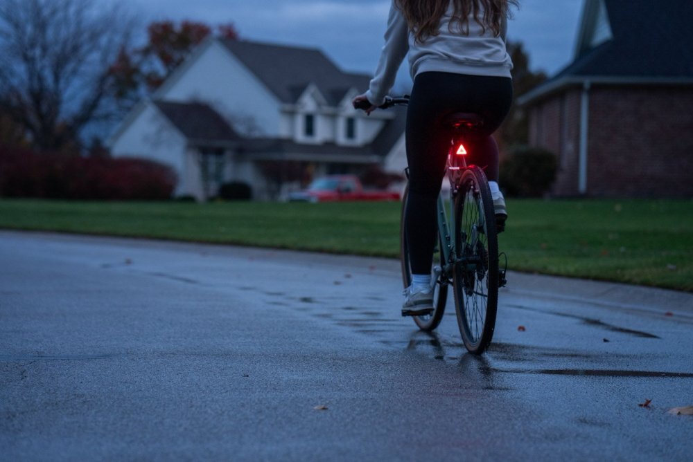 Brightz Lumina de siguranta Stop led RBG spate bicicleta cu 5 efecte luminoase Taillight