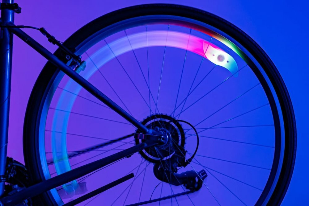 Brightz Lumina led colorata clip-on RBG pentru spite Spoke