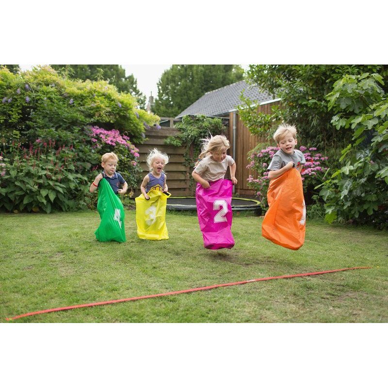 BS Toys Set de jocuri pentru petreceri
