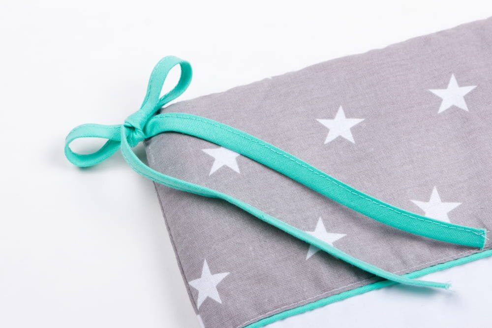 Bubaland Aparatoare interioara pentru patut 180x30 cm Grey Stars