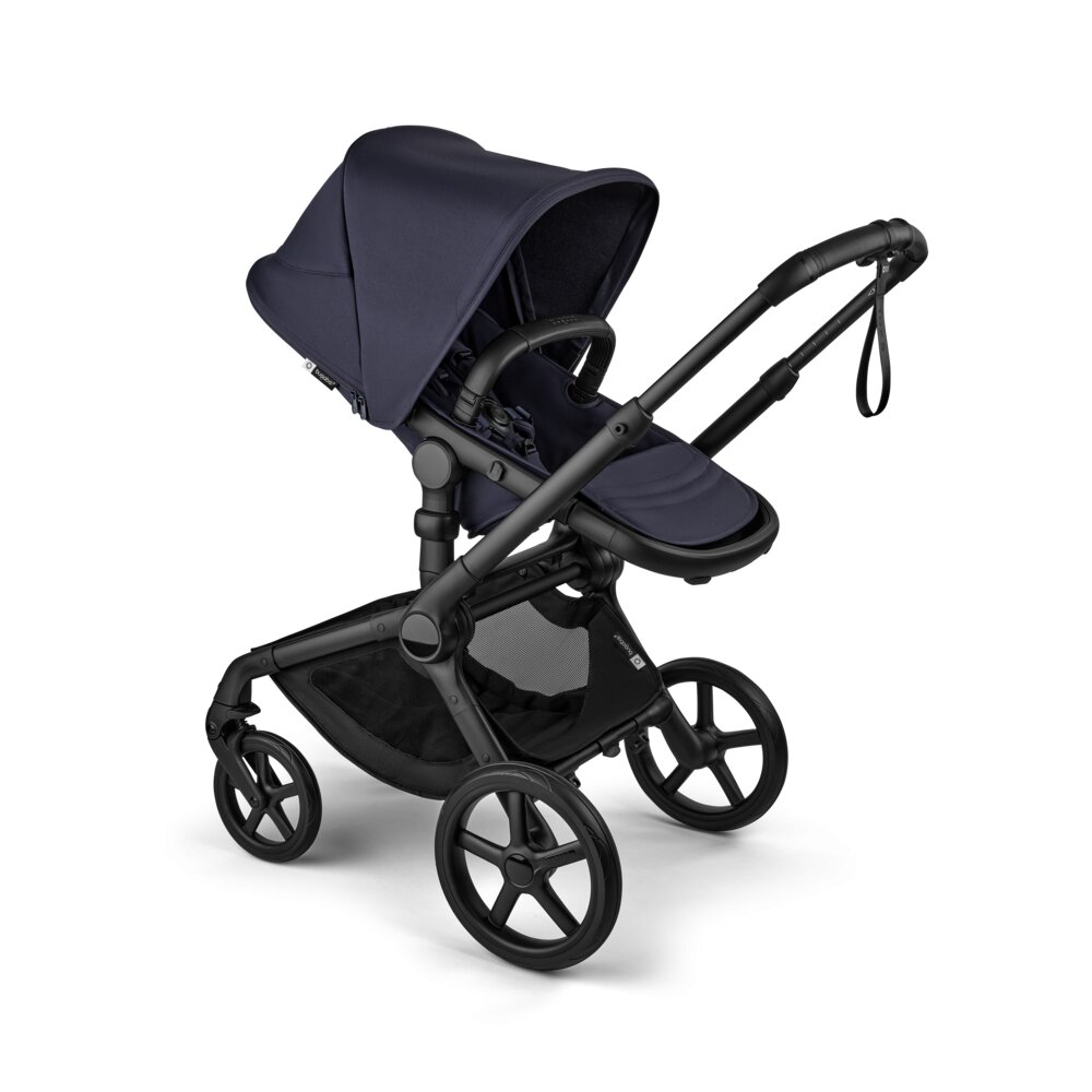 Bugaboo Carucior 2 in 1 Fox 5 Renew Black Deep Indigo cu maner reglabil reversibil suspensii cadru din aluminiu