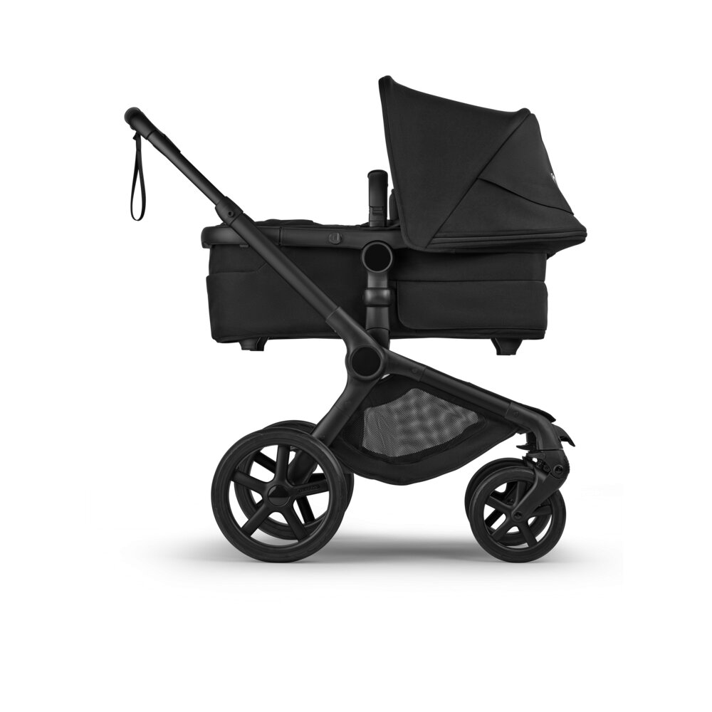 Bugaboo Carucior 2 in 1 Fox 5 Renew Black Heritage Black cu maner reglabil reversibil suspensii cadru din aluminiu