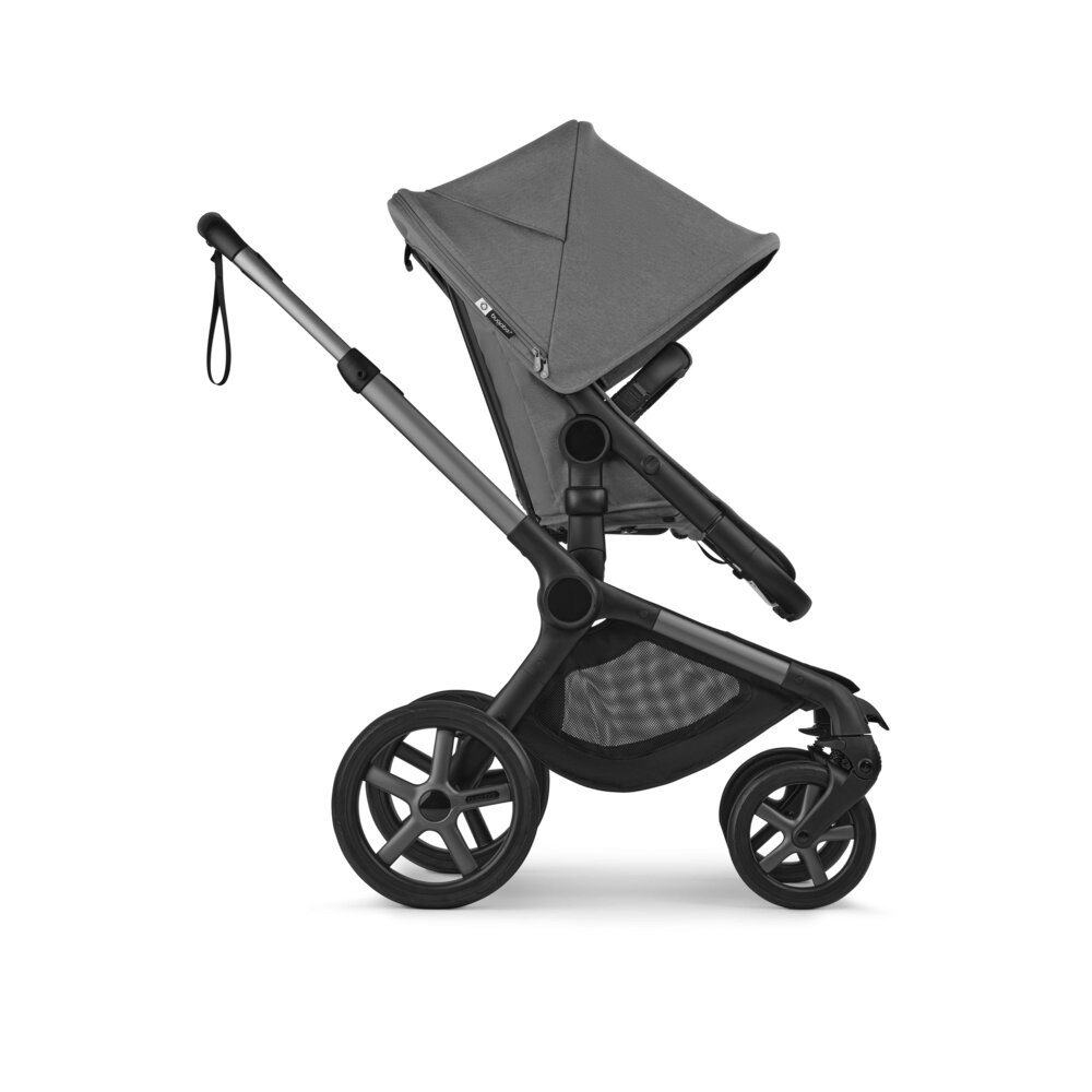 Bugaboo Carucior 2 in 1 Fox 5 Renew Graphite Moon Grey cu maner reglabil reversibil suspensii cadru din aluminiu