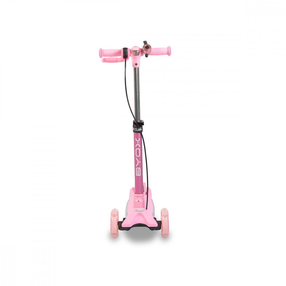 Byox Trotineta pliabila cu inaltime reglabilabaza antiderapanta cu lumini LEDroti cu lumini LEDfrana de manade la 3 ani si pana la 50 kgmuzicafar si clopotel Toy Cube Pink