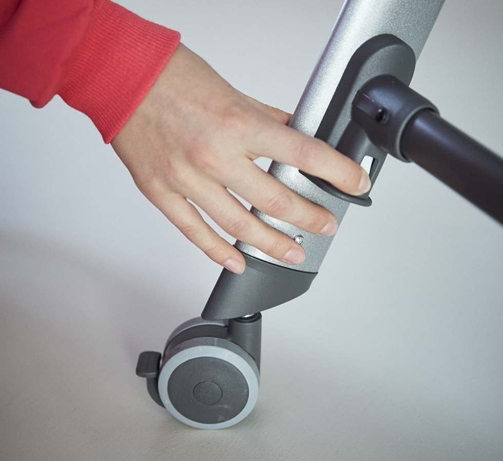 CAM Patut Cullami Gri co-sleeper 2 in 1 cu laterala culisanta reglabil in 8 pozitii pe inaltime 2 roti cu frana standard European EN1130 EN16890