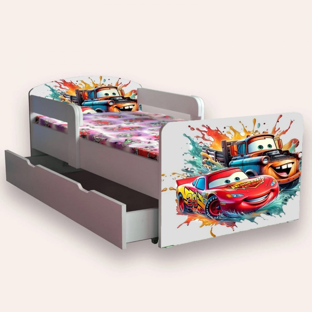 CameraMagica Pat pentru copii Cars Fulger Mcqueen si Bucsa cu manere si sertar 2-6 ani 130x60 cm