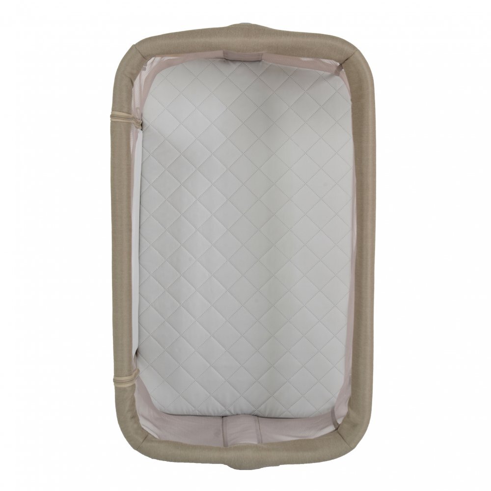CANGAROO Patut Co-Sleeper Aura Beige 88x56 cm cu laterala culisanta saltea cu baza ferma si husa detasabila functie anti reflux 7 nivele de reglare a inaltimii 4 roti cu franarecomandat de la nastere pana la 9 kg