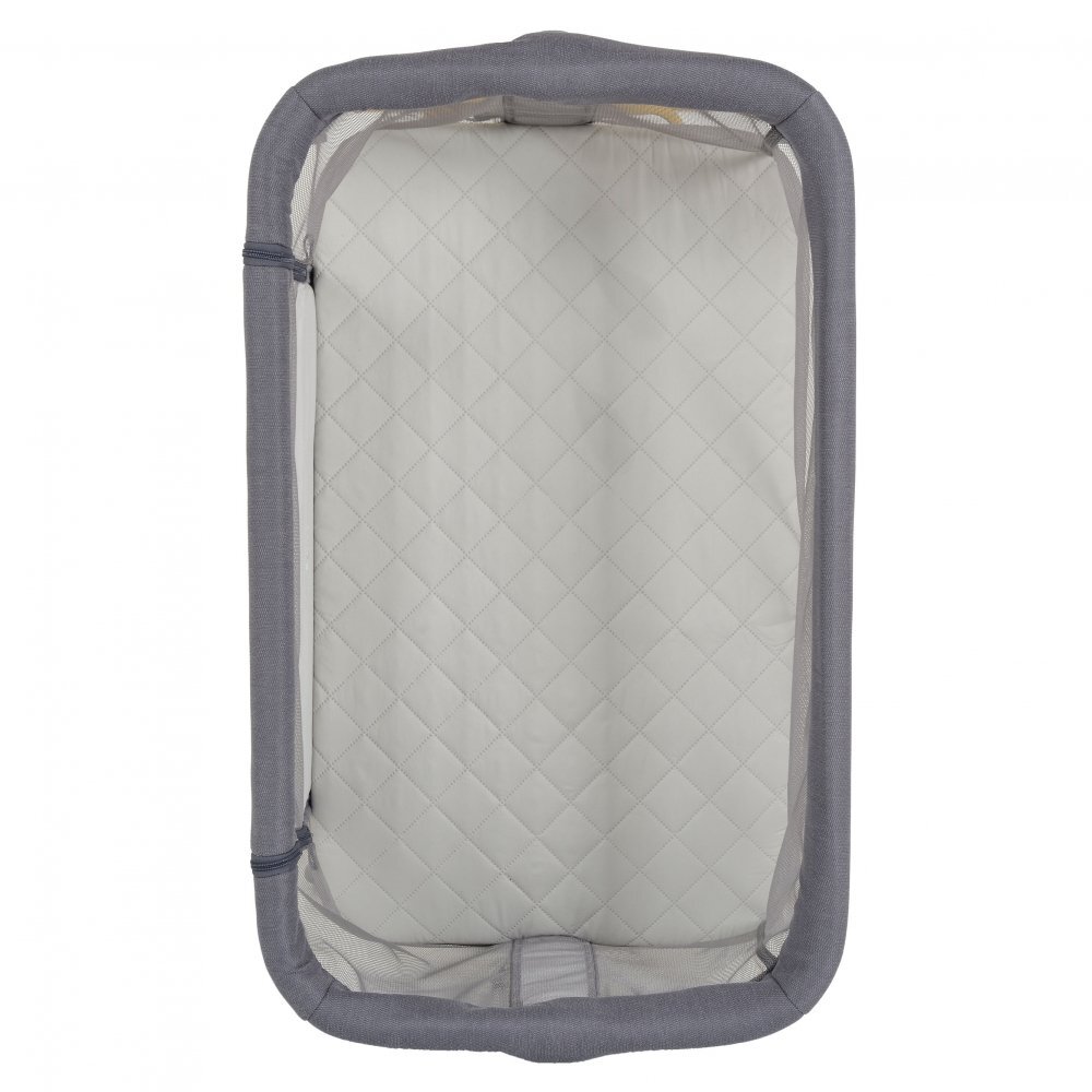 CANGAROO Patut Co-Sleeper Aura Grey 88x56 cm cu laterala culisanta saltea cu baza ferma si husa detasabila functie anti reflux 7 nivele de reglare a inaltimii 4 roti cu franarecomandat de la nastere pana la 9 kg