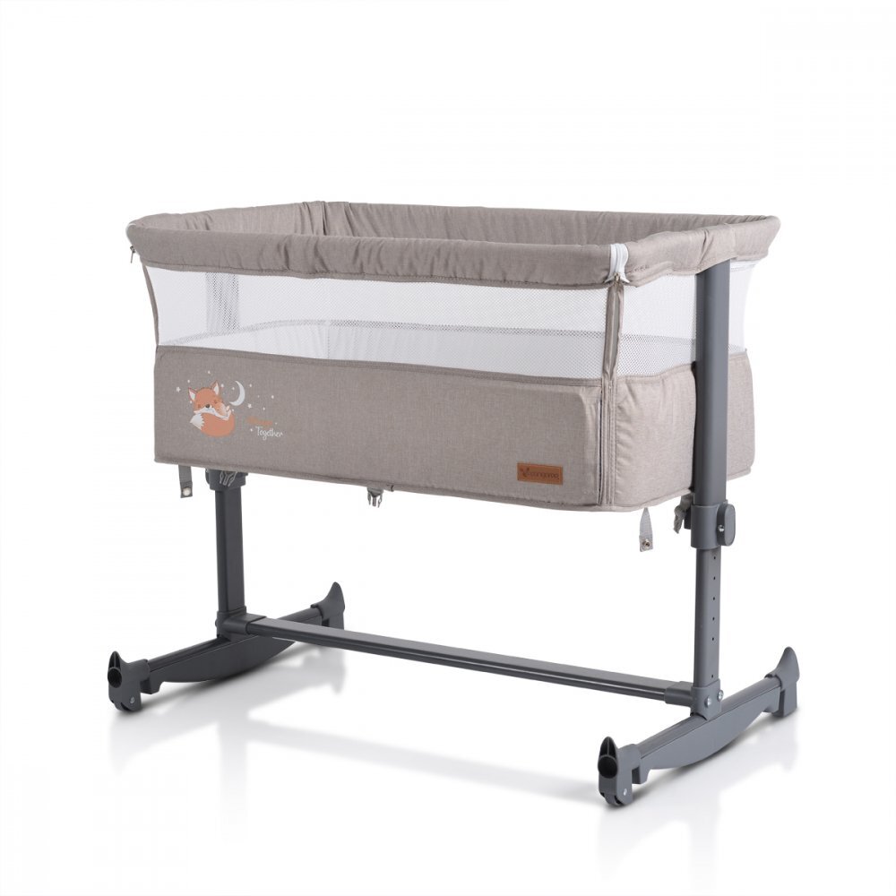 CANGAROO Patut Co-Sleeper pentru bebelusi Always Together Beige cu laterala culisanta5 pozitii de reglare inaltimepozitie antirefluxpicioare antiderapantefunctie atasare la patul parinteluisistem leganarehusa detasabila