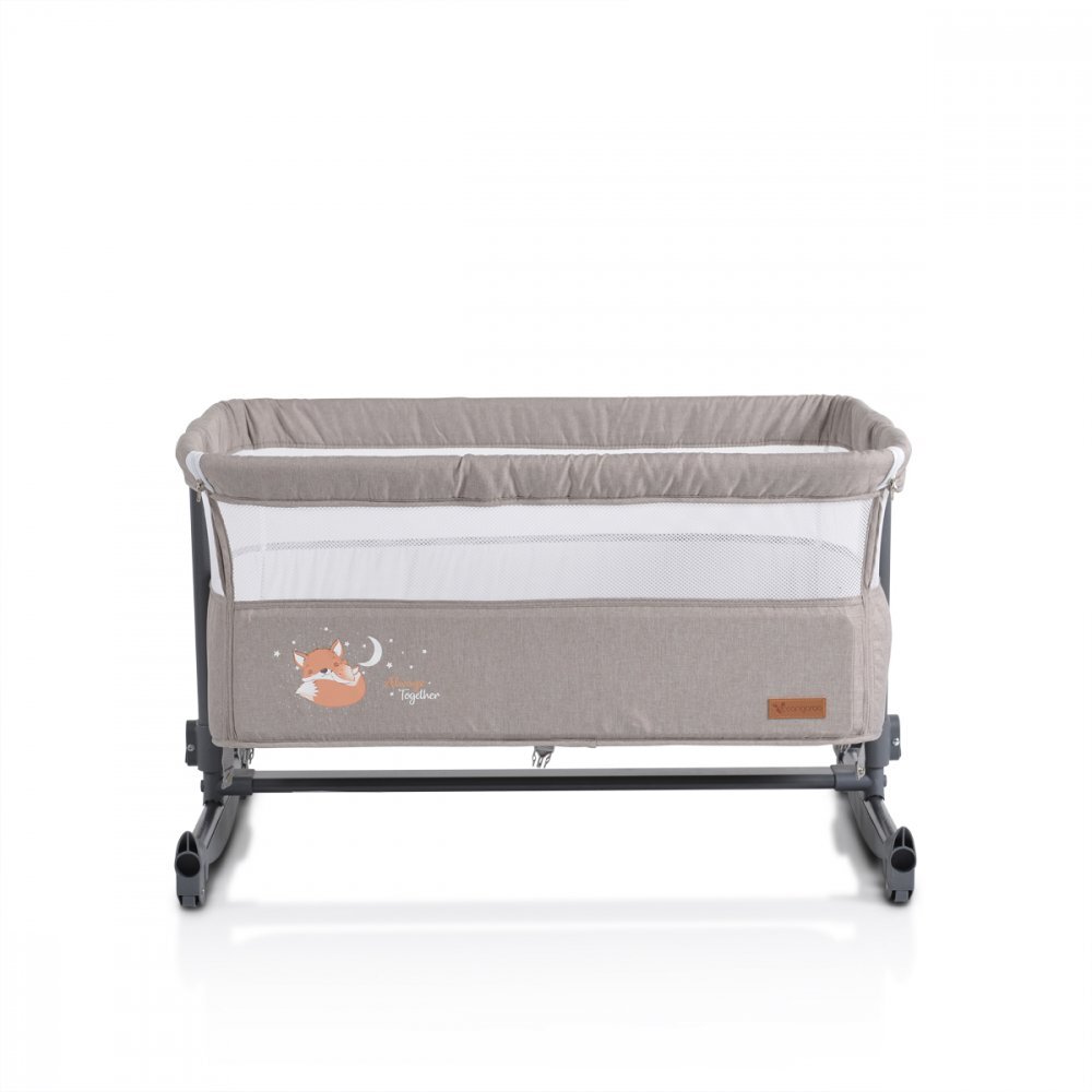 CANGAROO Patut Co-Sleeper pentru bebelusi Always Together Beige cu laterala culisanta5 pozitii de reglare inaltimepozitie antirefluxpicioare antiderapantefunctie atasare la patul parinteluisistem leganarehusa detasabila