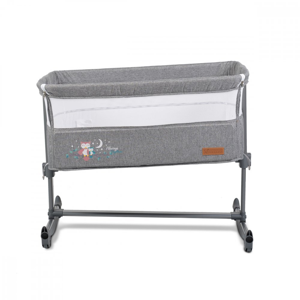 CANGAROO Patut Co-Sleeper pentru bebelusi Always Together Grey cu laterala culisanta5 pozitii de reglare inaltimepozitie antirefluxpicioare antiderapantefunctie atasare la patul parinteluisistem leganarehusa detasabila