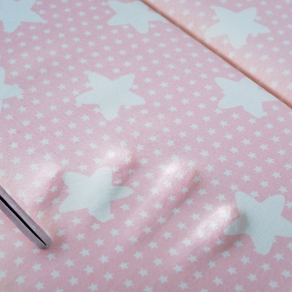 CANGAROO Saltea universala pentru carucior Kona PinkOrificii pentru centurile de sigurantaTesatura speciala respirabilaDimensiune 80 x 32 cm