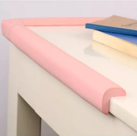 Car Boy Co Ltd Banda de protectie mobilier Car Boy Safety din spuma roz pastel 37x900x31x9 mm