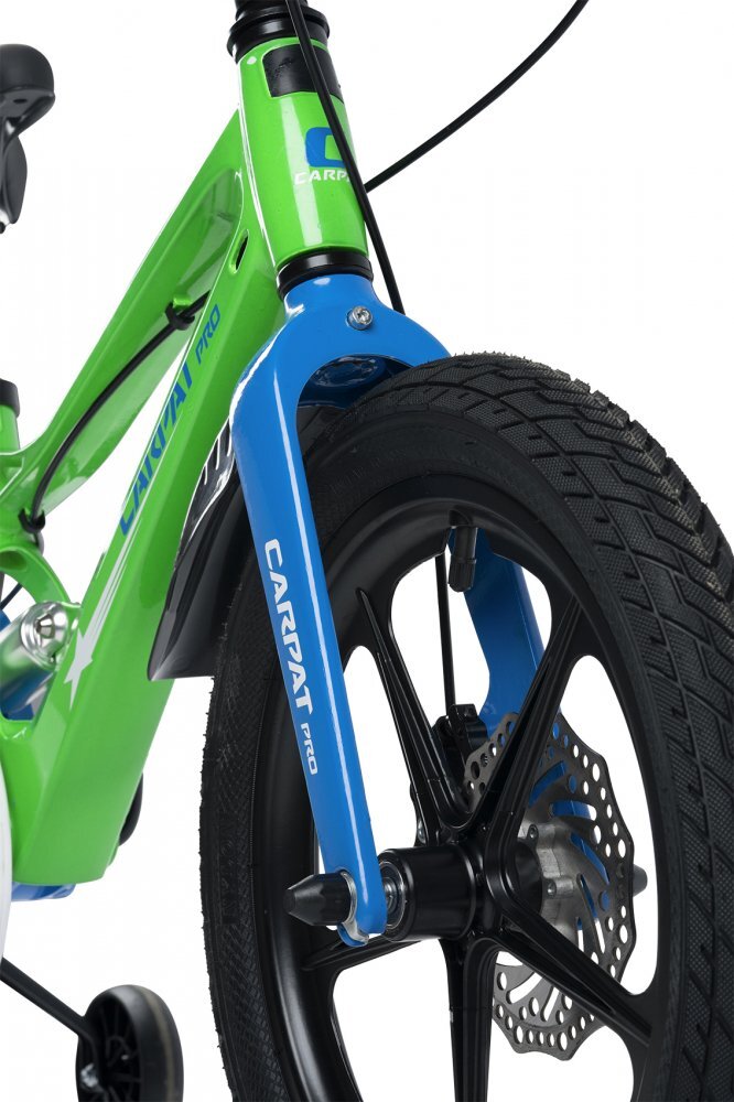 CARPAT Bicicleta pentru copii PRO C18144B 18 inch VerdeAlbastru 5-7 ani Cadru aluminiu cu Suspensie Frana spate tambur frana fata V-Brake Aparatoare lant Janta Magneziu Aparatori noroi fataspate Sonerie