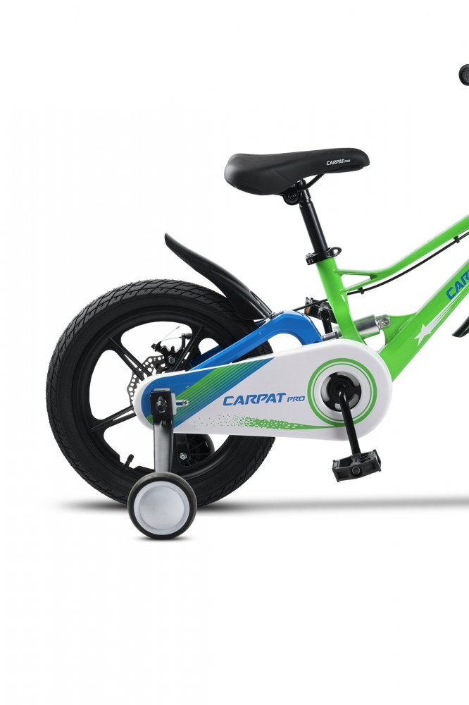 CARPAT Bicicleta pentru copii PRO C18144B 18 inch VerdeAlbastru 5-7 ani Cadru aluminiu cu Suspensie Frana spate tambur frana fata V-Brake Aparatoare lant Janta Magneziu Aparatori noroi fataspate Sonerie