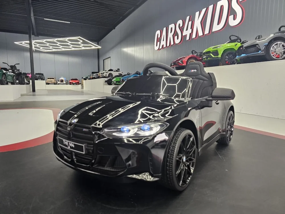 Cars4Kids Masinuta electrica pentru copii BMW M4 Negru Metalic 12V licenta oficiala telecomanda 2.4G scaun piele