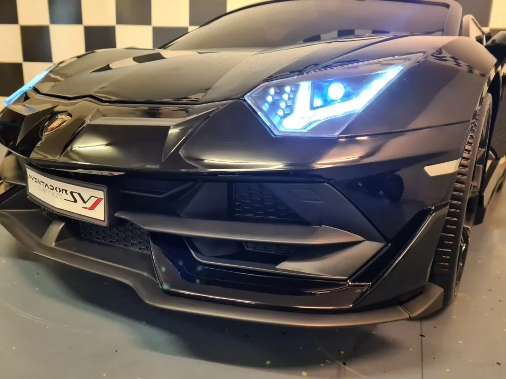 Cars4Kids Masinuta electrica pentru copii Lamborghini Aventador SVJ 24V Negru 2 locuri licenta oficiala Drift usi verticale telecomanda