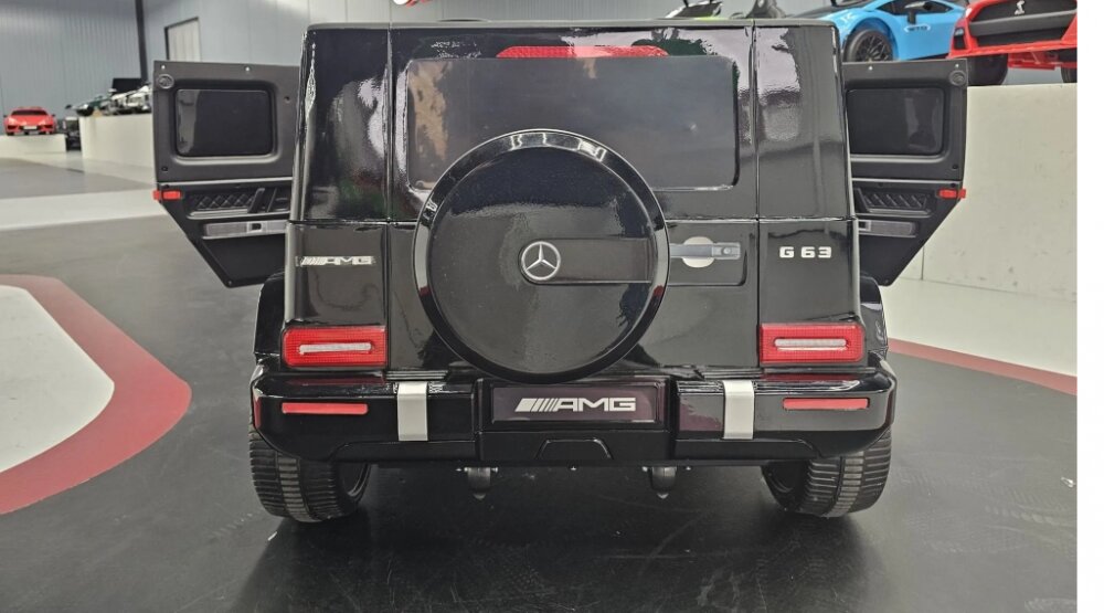 Cars4Kids Masinuta electrica pentru copii Mercedes G63 AMG Negru Metalic 24V 2 locuri licenta oficiala telecomanda 2.4G