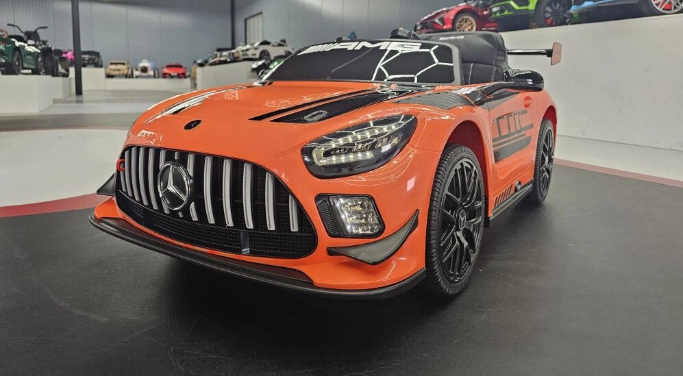 Cars4Kids Masinuta electrica pentru copii Mercedes GT3 AMG Portocaliu 12V licenta oficiala telecomanda 2.4G scaun piele deschidere usi