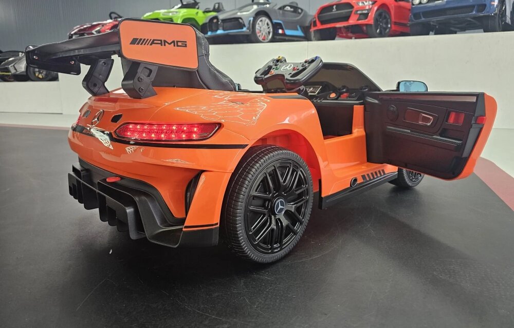 Cars4Kids Masinuta electrica pentru copii Mercedes GT3 AMG Portocaliu 12V licenta oficiala telecomanda 2.4G scaun piele deschidere usi