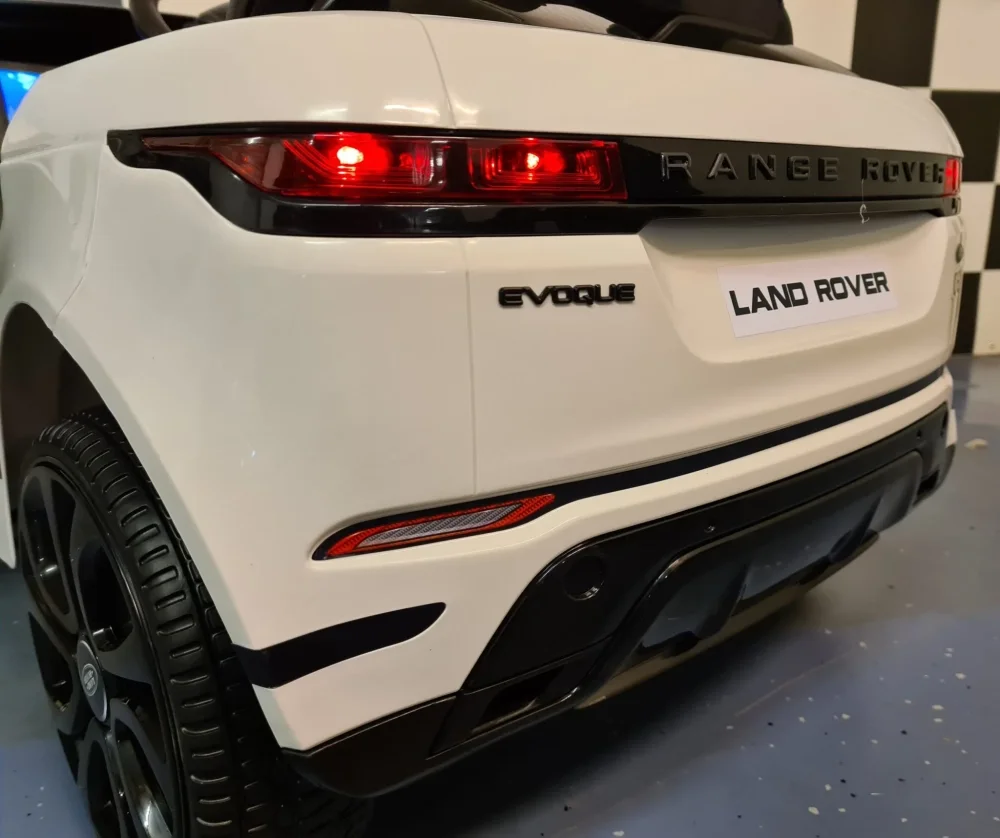 Cars4Kids Masinuta electrica pentru copii Range Rover Evoque Alb 12V 10Ah 4 motoare suspensii telecomanda 2.4G roti cauciuc scaun piele 3 ani+