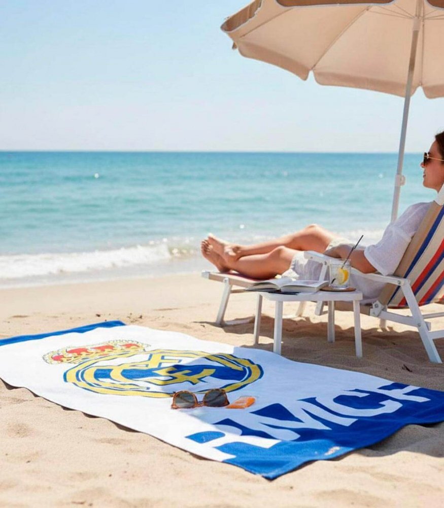Cerda Prosop de plaja pentru copii 70x140 Real Madrid
