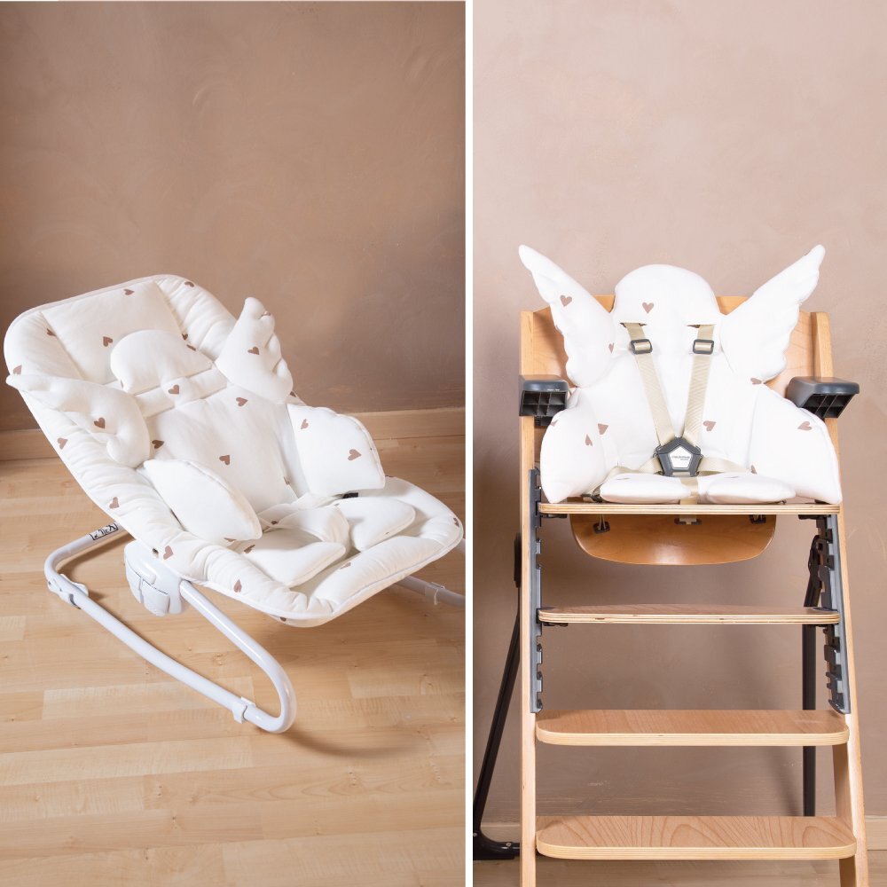 Childhome Husa universala pentru caruciorscaun auto sau scaun de masa Ingeras Jerse Inimioare