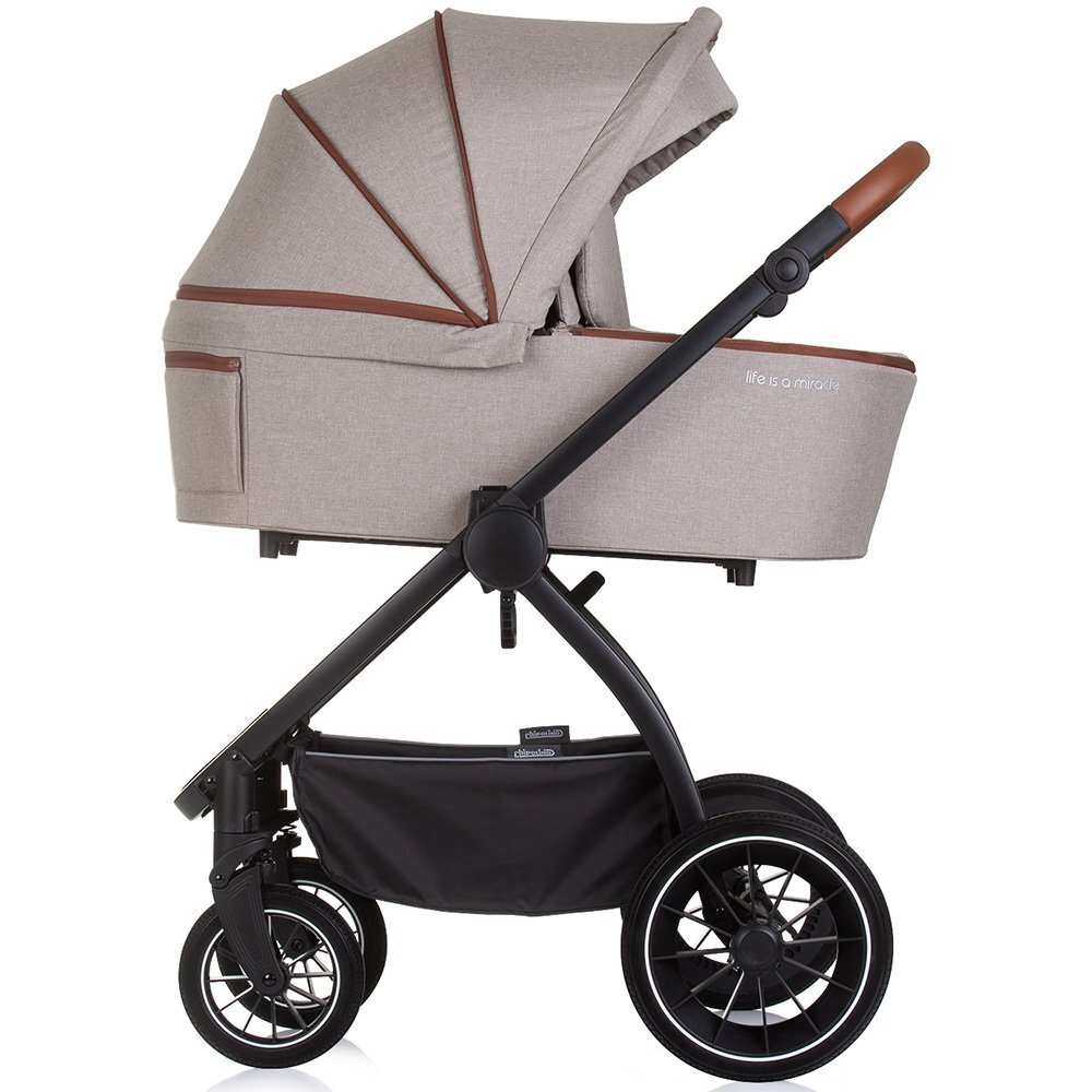 CHIPOLINO Carucior Prestige 3 in 1 tiramisu cu suspensii cadru din aluminiu rucsac husa picioare greutate admisa 22 kg