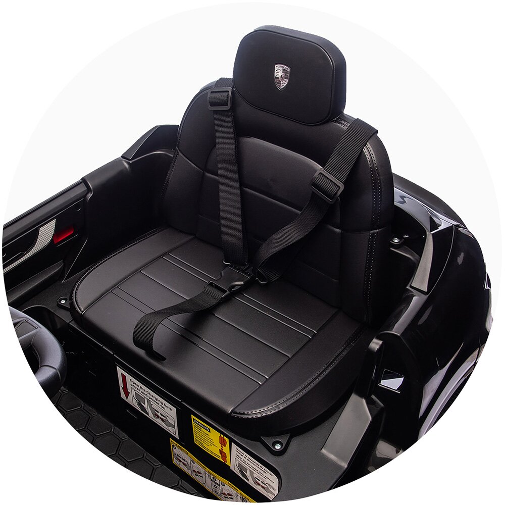 CHIPOLINO Masinuta electrica pentru copii Porsche Cayenne Black cu suspensii usi cu deschidere greutate admisa 30 kg