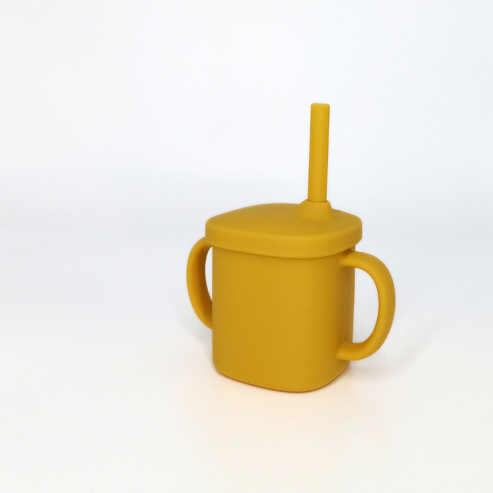 Coccorito Cana cu pai si capac din silicon Yellow 180 ml