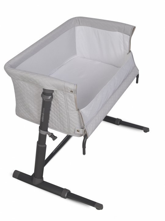 Colibro Patut Co-Sleeper 2 in 1 pentru copii BySide Bassinet cu saltea inclusa inaltime reglabila pe 9 nivele si unghi de inclinare de 30 de grade sistem automat de retractare picioare dimensiune 93 x 58 cm Cloud