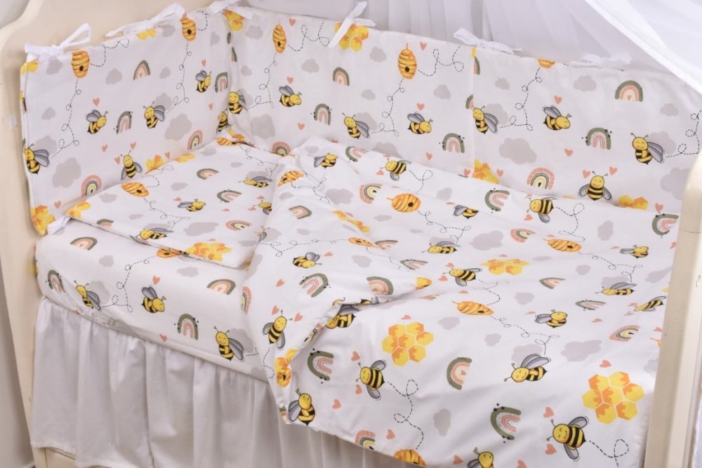 Confort Family Set complet 7 piese Lenjerie si aparatori patut 120x60 cm din bumbac model albinute