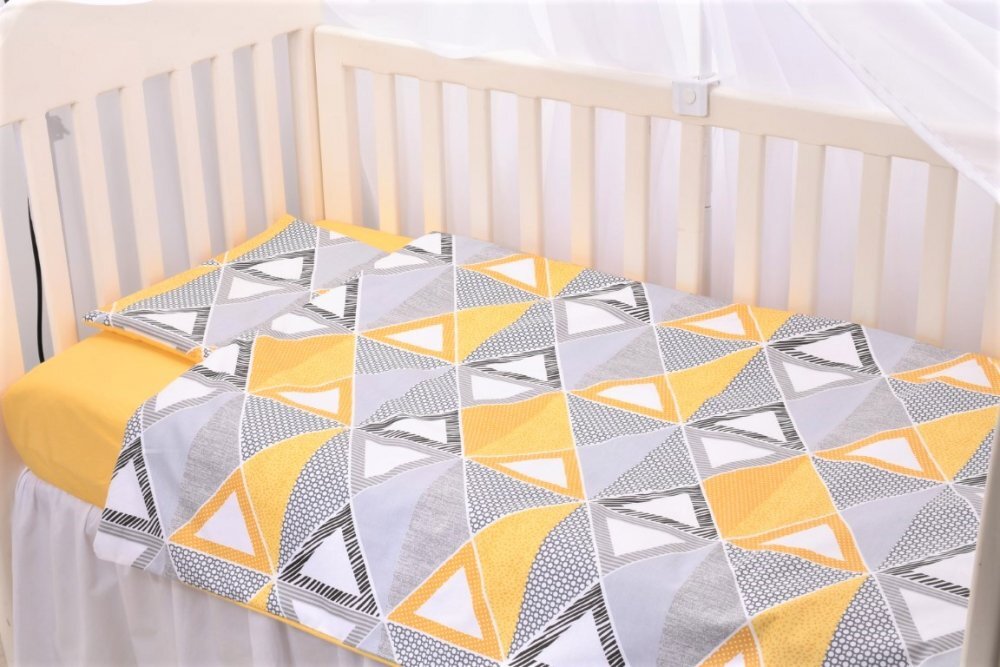 Confort Family Set complet 7 piese lenjerie si aparatori patut 120x60 cm din bumbac model forme geometrice