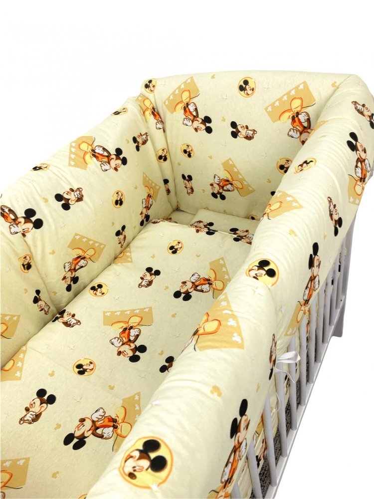 Croitoria Noastra Lenjerie patut cu 5 piese si aparatori Maxi 120x60 cm Mickey pe galben