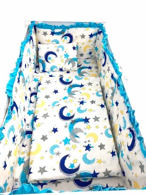Croitoria Noastra Lenjerie patut cu 5 piese Stelute cu luna albastre 140x70 cm