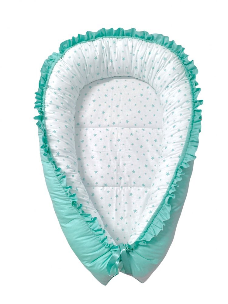 DESEDA Cuib pentru bebelusi cu desfacere si volanase verde menta - stelute verde menta pe alb