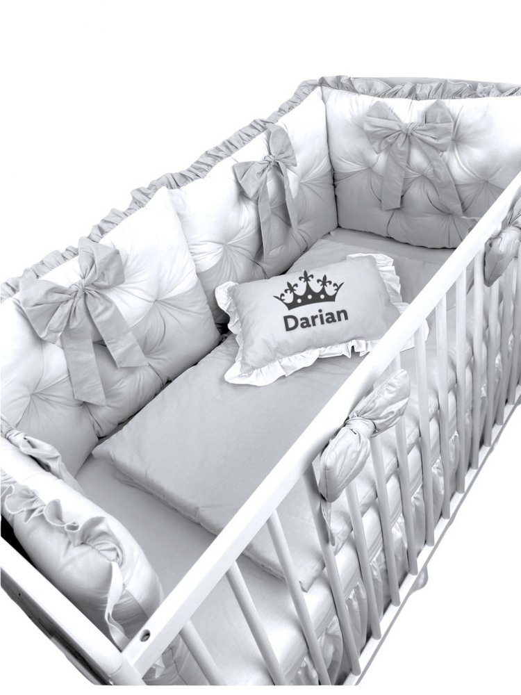 DESEDA Lenjeria de pat Personalizata cu 4 perne aparatori matlasate cearceaf cu volanas pilota si pernuta 120x60 cm gri