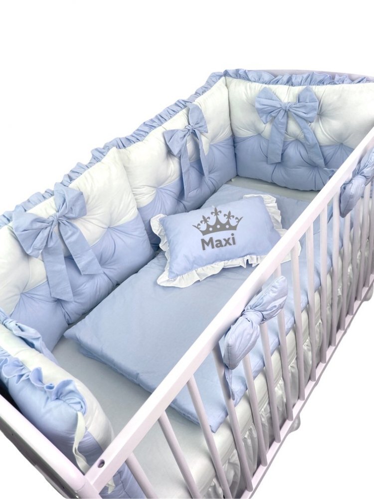 DESEDA Lenjeria de pat Personalizata cu 4 perne aparatori matlasate cearceaf cu volanas pilota si pernuta 140x70 cm albastru pal