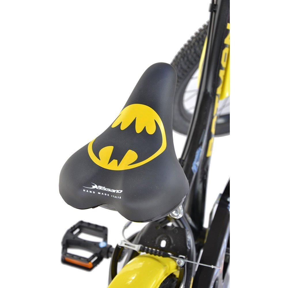 DINO BIKES Bicicleta copii Batman 20 inch varsta 7-11 ani inaltimea 120-145 cm frana de mana pe roata fataspate suport cu sticla de apa cric claxon pe ghidon rotile sunt prevazute cu reflectoare anvelope gonflabile