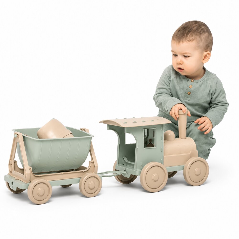 Doloni Trenulet pentru joaca in nisip cu 1 vagon Eco greenbeige include stropitoare lopatica si grebla 67.5 x 19 x 25 cm