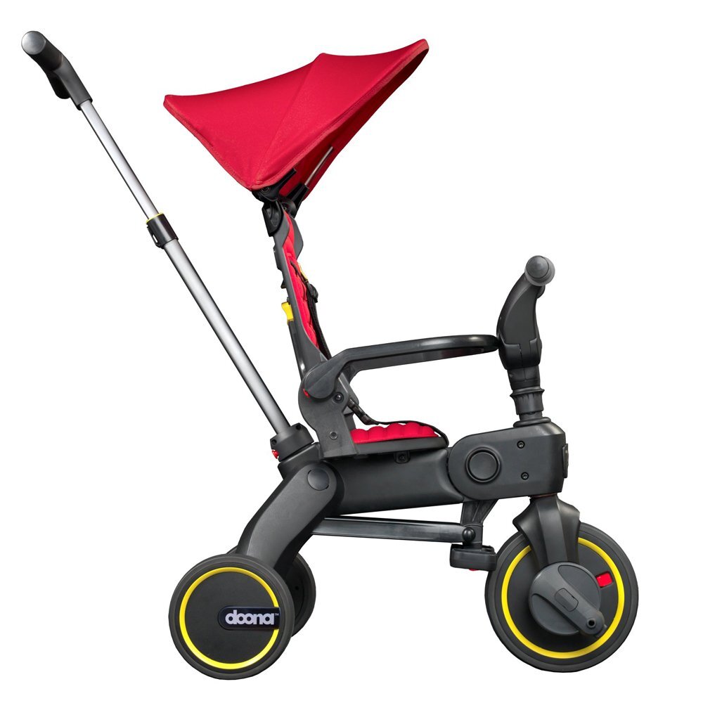 Doona Tricicleta pentru copii Liki Trike S1 Flame Red ultrapliabila in 3 secunde capotina cu protectie UV maner cu control al directiei spatar reglabil multiple pozitii roti din cauciuc Eva si cadru din aluminiu
