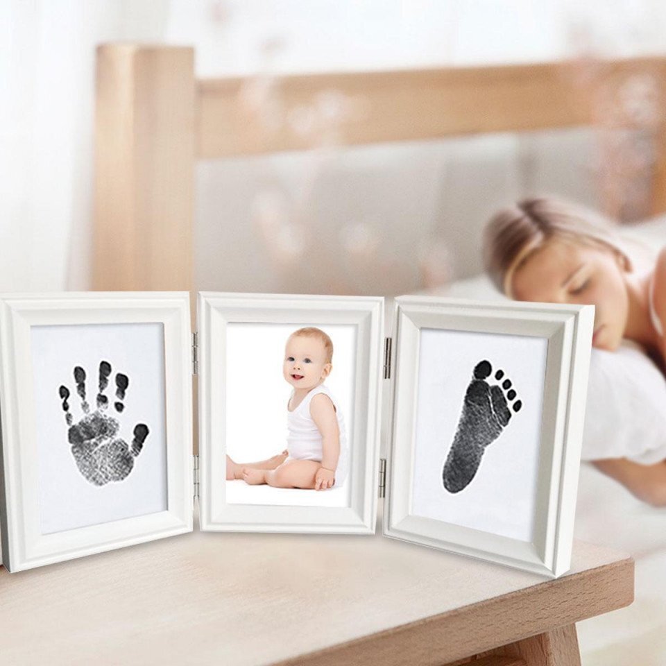 drool Kit rama foto tripla mobila cu cerneala pentru manuta si piciorus rama alba culoare ink rosu