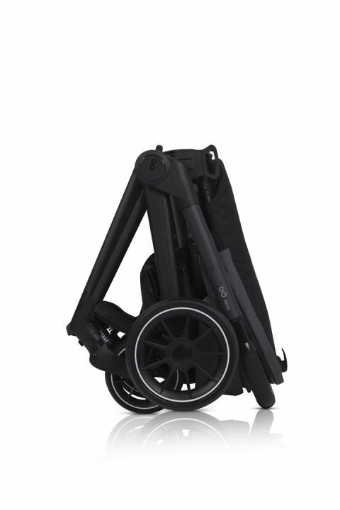 easyGO Carucior 2 in 1 pentru copii Easy Go Reva Cloud Gray pana la 22 kg piese reversibile copertina XXL accesorii incluse