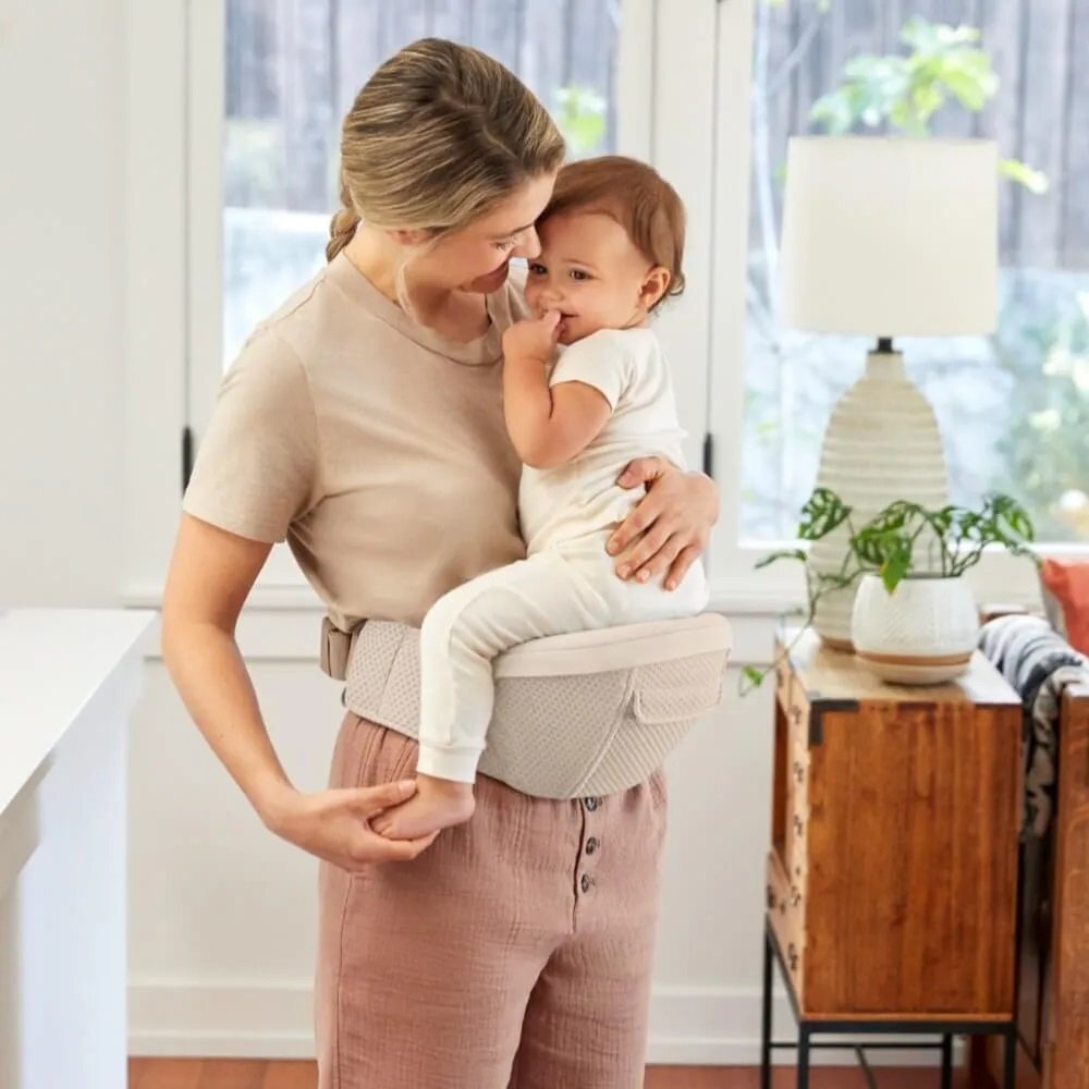 Ergobaby Marsupiu Alta Hip 4 luni-4 ani Natural Beige 5.5-20.4 kg