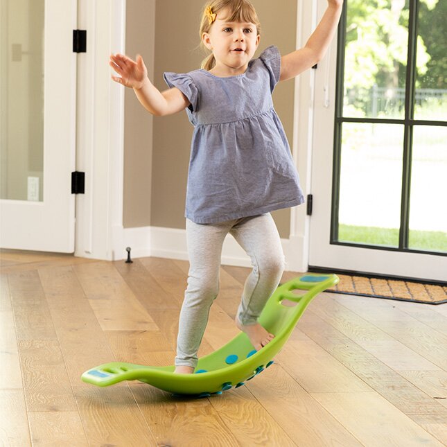 Fat Brain Toys Jucarie de echilibru si distractie Teeter Popper verde