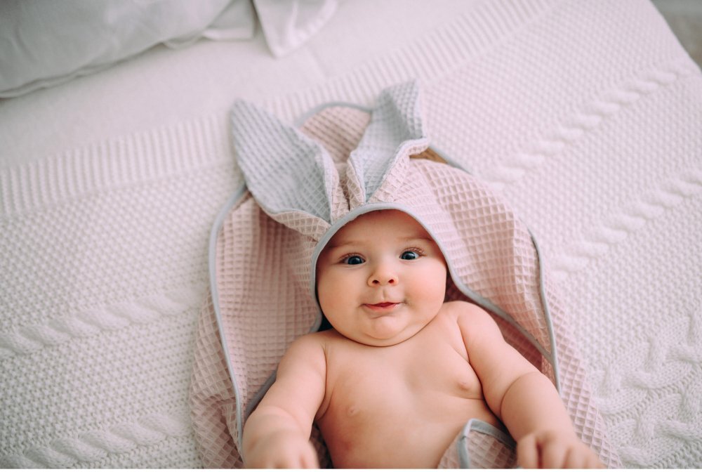 Floo for Baby Prosop de baie din bumbac cu capison si urechiuse Waffle Iepuras Roz