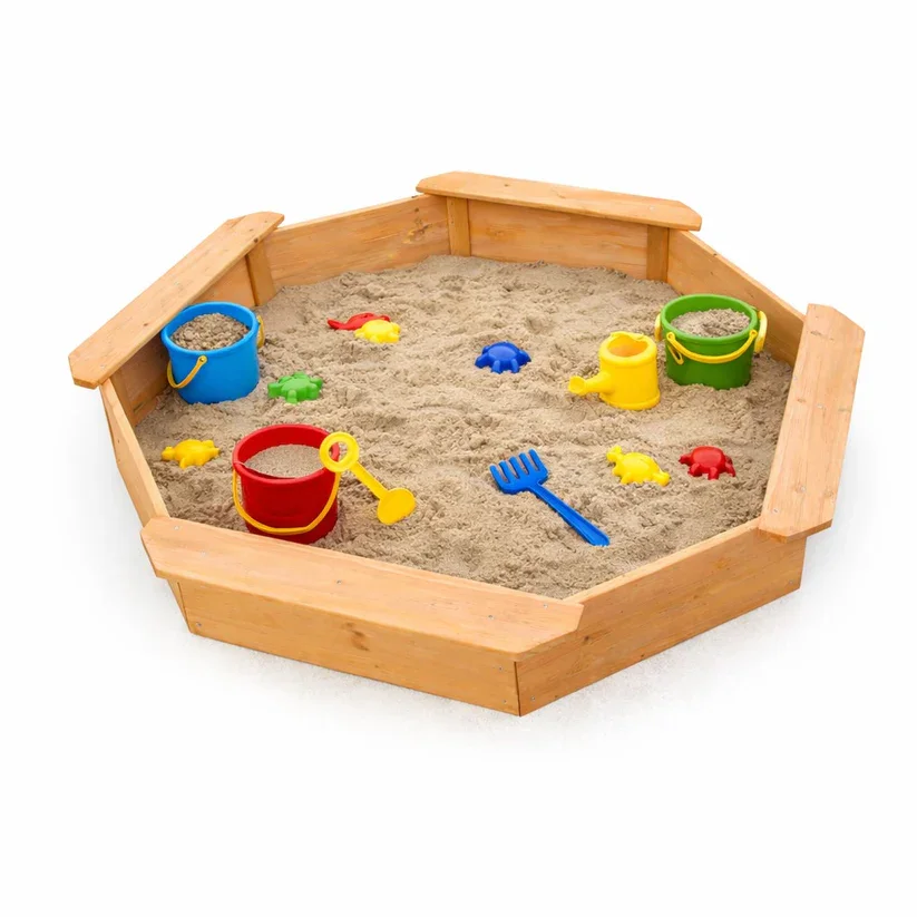 Ginger Home Nisipar din lemn pentru copii Octogonal 134.5x134.5 cm cu 4 bancute integratefolie pentru baza inclusaperfect pentru curtegradinagradiniteloc de joaca