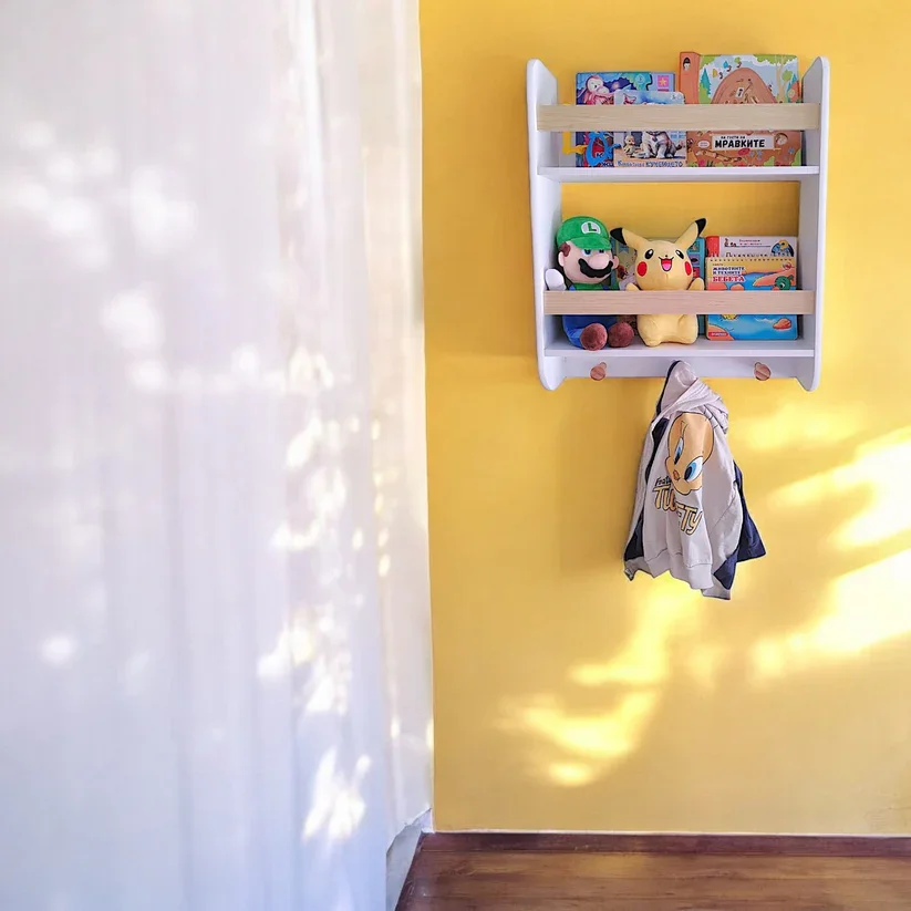 Ginger Home Raft 2in1 organizator jucariicartiaccesorii si cuier pentru copii Wall Storage Albrealizat din lemn