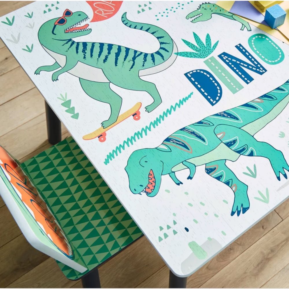 Ginger Home Set masuta cu 2 scaunele din lemn pentru activitati si servire masa Dinosaur