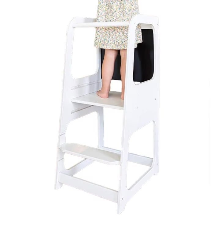 Ginger Home Turn de invatare din lemn pin si MDF design Montessori Tower cu tabla si inaltime reglabilamargini si colturi rotunjite pentru siguranta maximastructura stabila in forma Adimensiune 40x44x90 cm